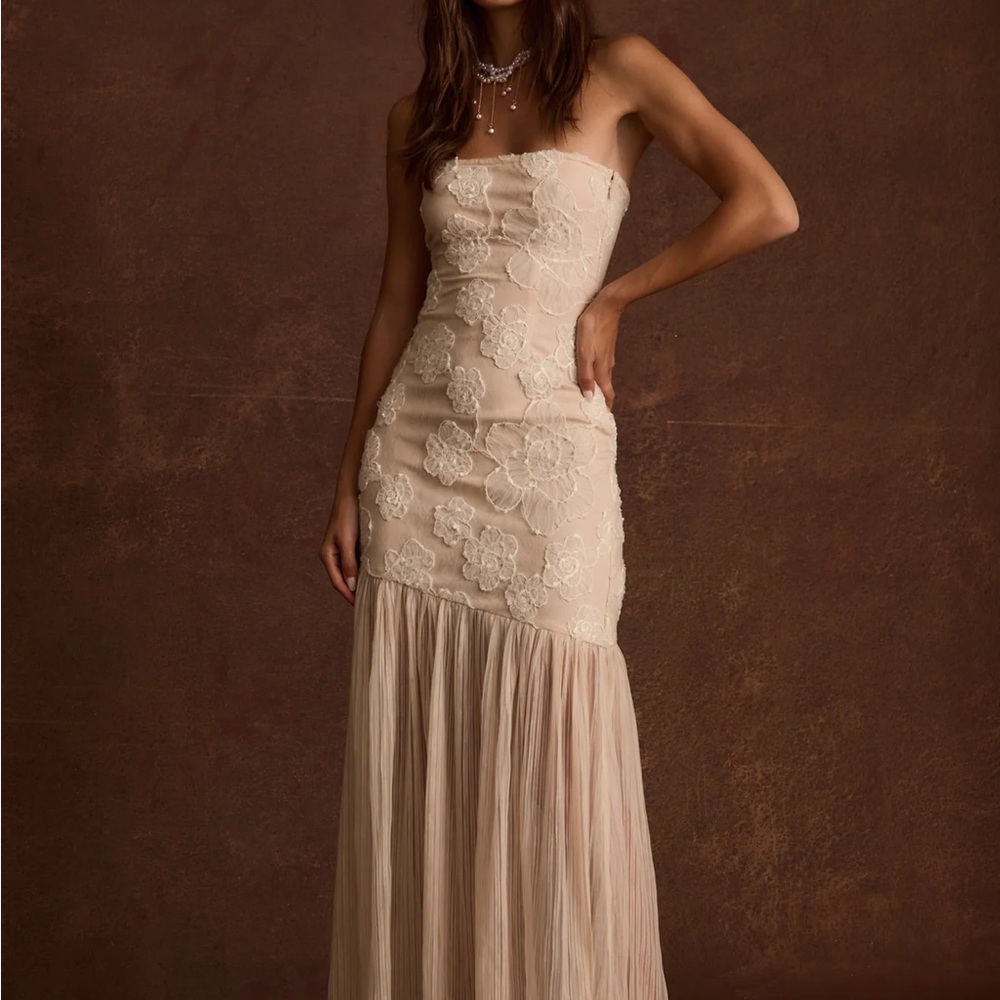 12th tribe Daylight Blush Embroidered Maxi Dress